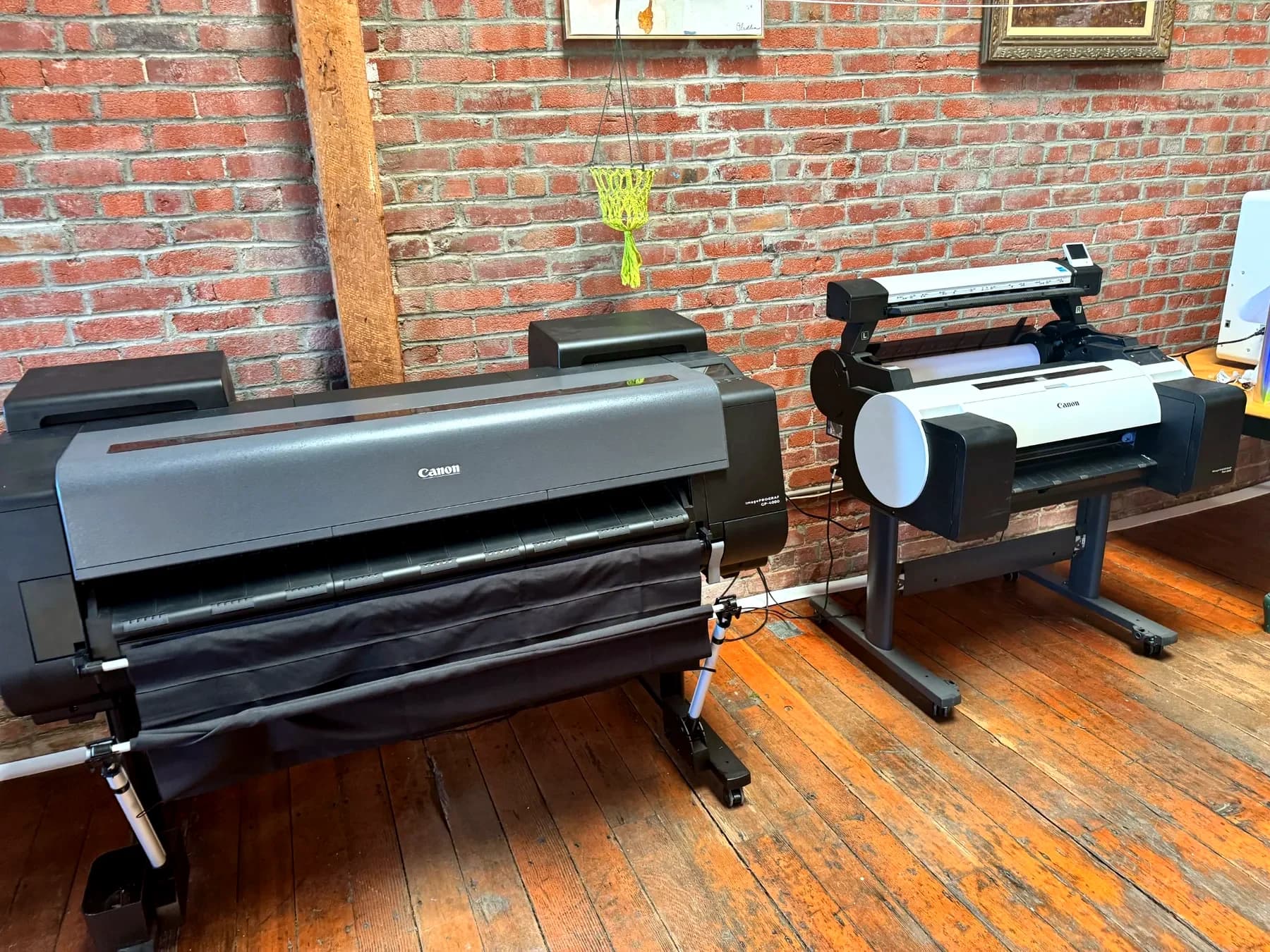 Wide-Format Printers at 7th Creation Studio